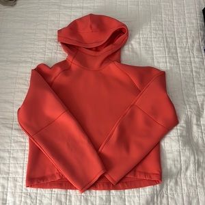 Lululemon pullover cinch-able waist